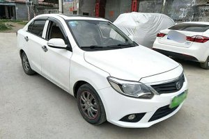 小汽车托运收费标准，全国小轿车托运价格表
