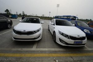 小汽车托运收费标准，全国小轿车托运价格表