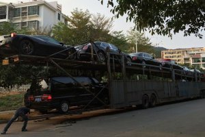 小汽车托运收费标准，全国小轿车托运价格表