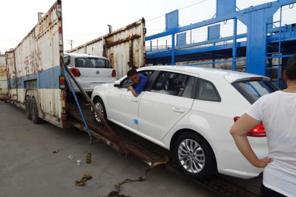 轿车托运公司,托运汽车